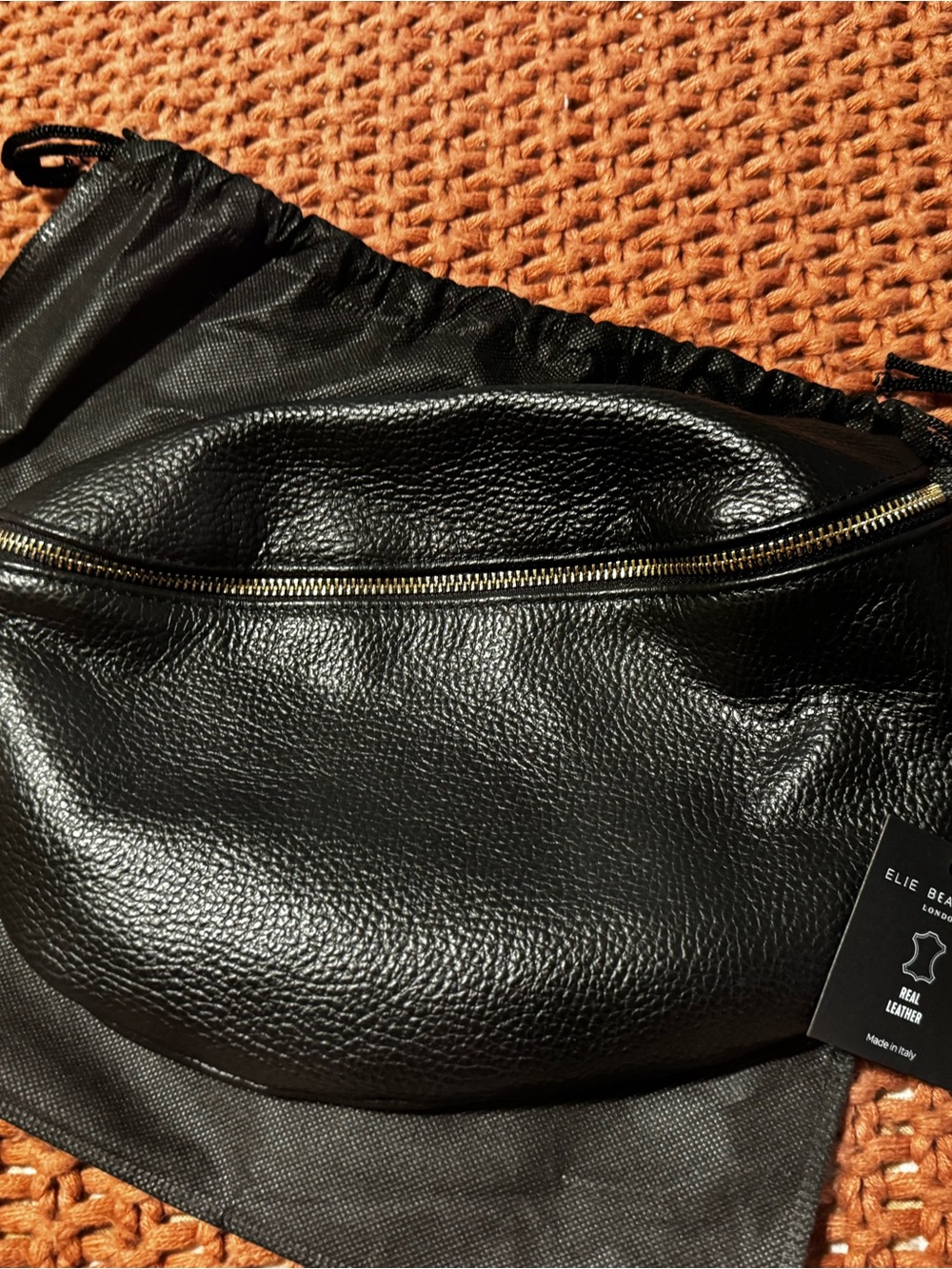Elie Beaumont Black Leather Crossbody Pouch